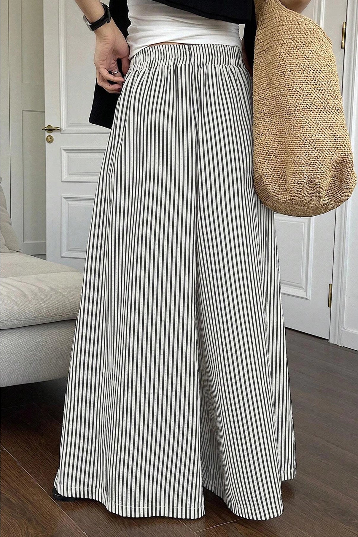 Women's Stripe Elastic Waist Ultra Wide Leg Pants