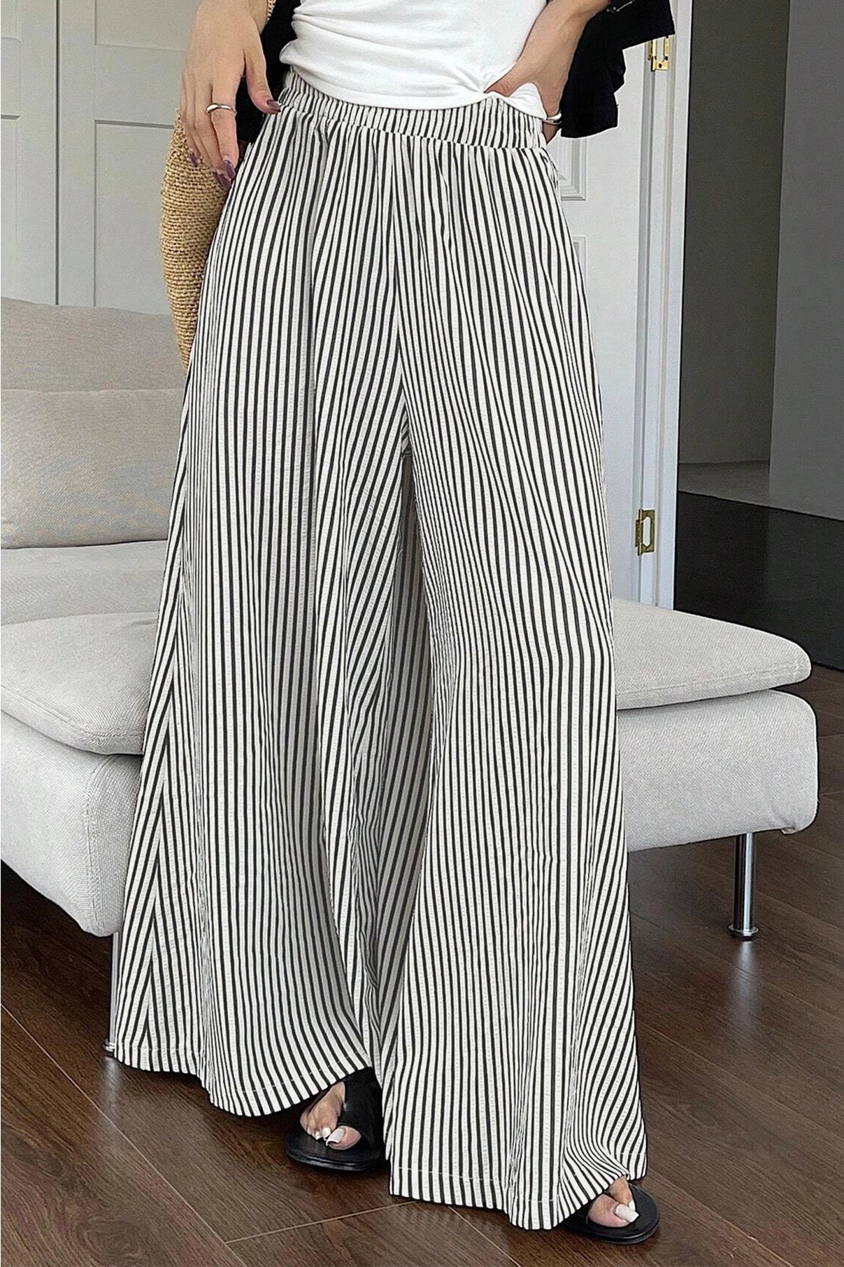 Women's Stripe Elastic Waist Ultra Wide Leg Pants