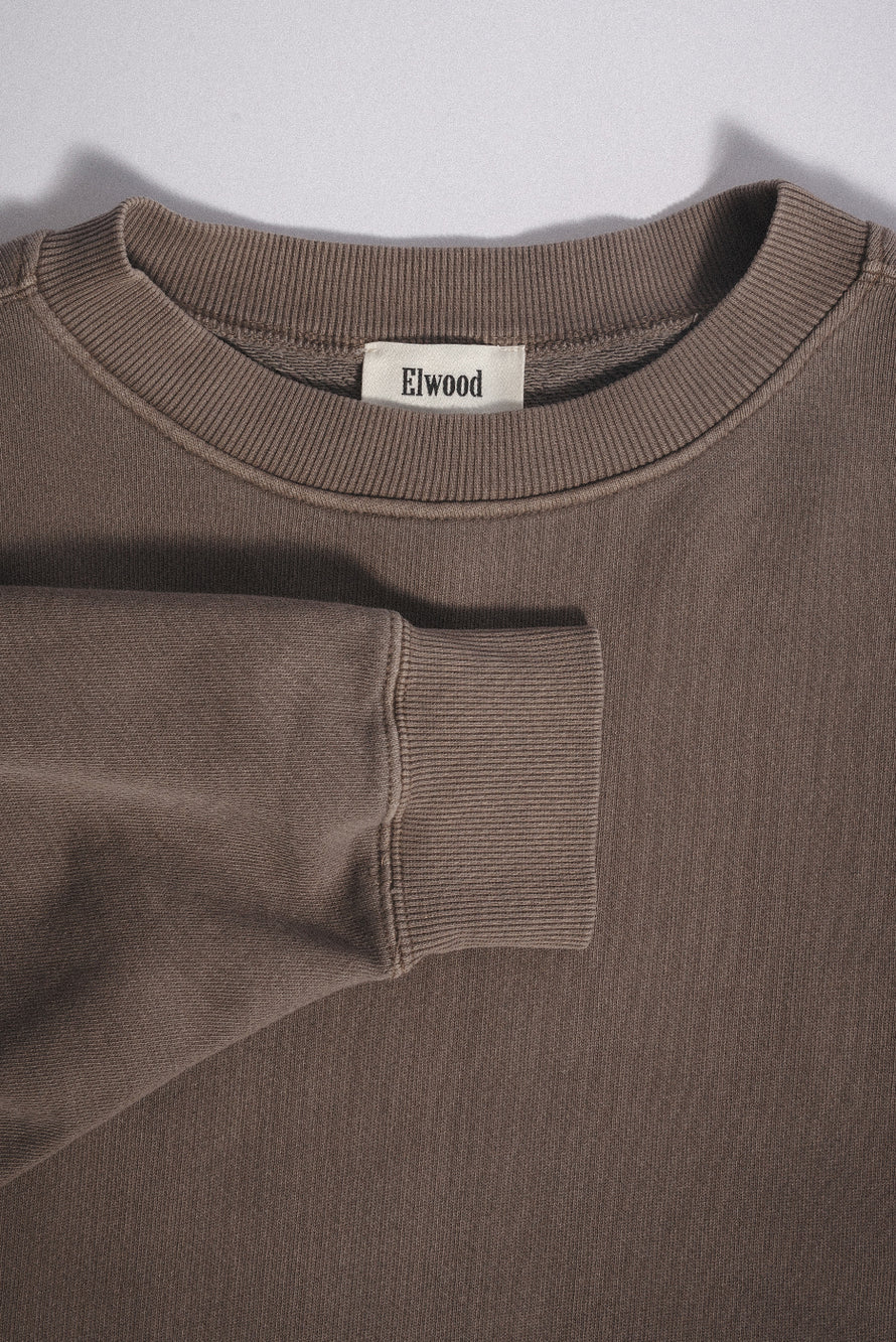Elwood Core Crewneck (Brown)