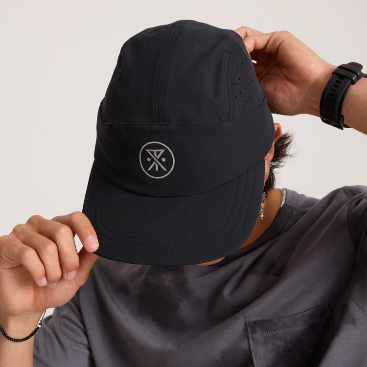 Alta Elite Run Hat Strapback Hat