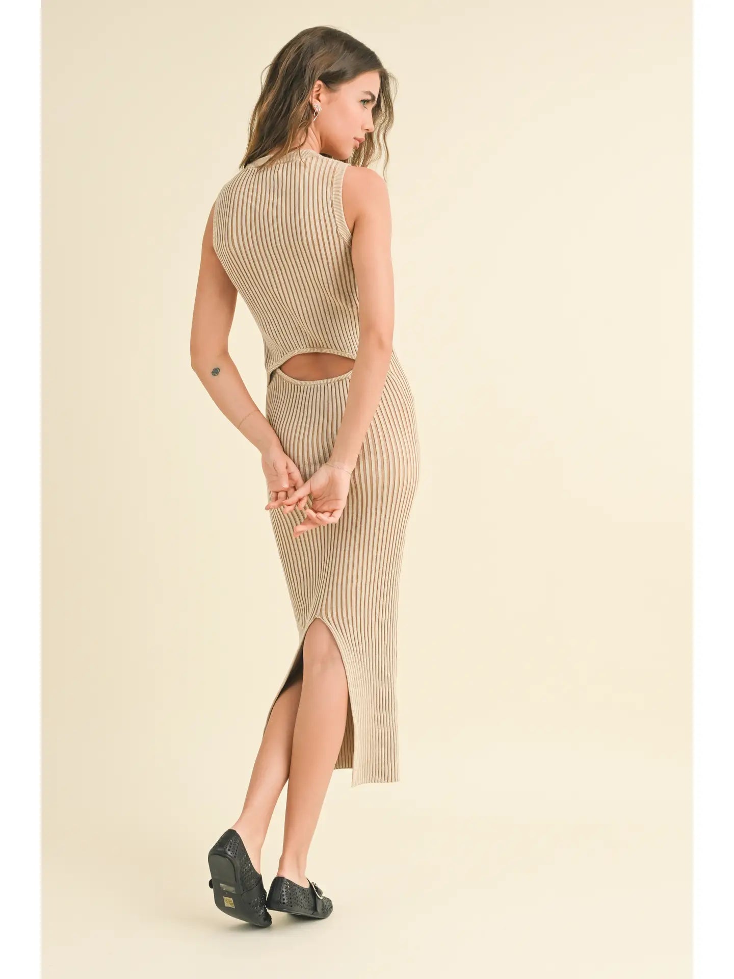 Washed Short Sleeve Knitted Maxi Dress